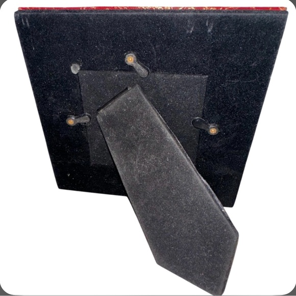 Hobby‎ Lobby Oriental Design Red & Black Fabric Picture Frame - Picture 2 of 4